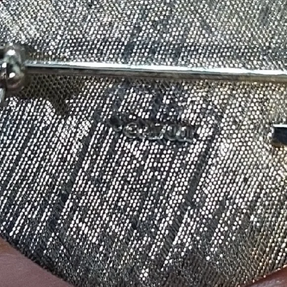 Vintage Avon Chesterfield Collection Brooch Pendant Duo - Picture 5 of 5